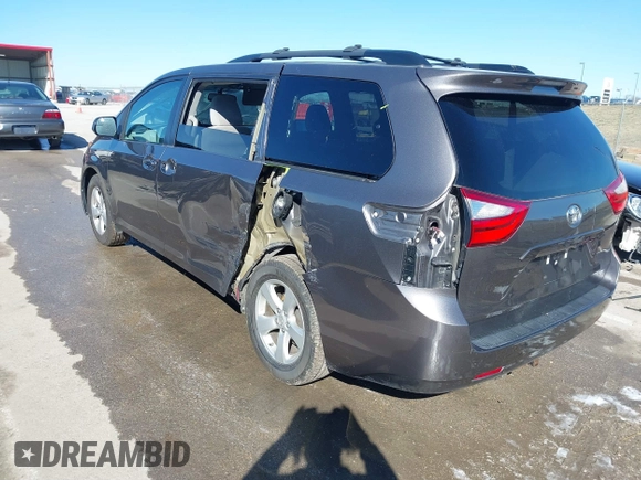 2016 Toyota Sienna LE AAS with VIN 5TDKK3DC1GS732265, listed as a IAAI auction lot 41701180 with 116,738 mi miles. Bid and sale history available at carsss.com. Image 3.
