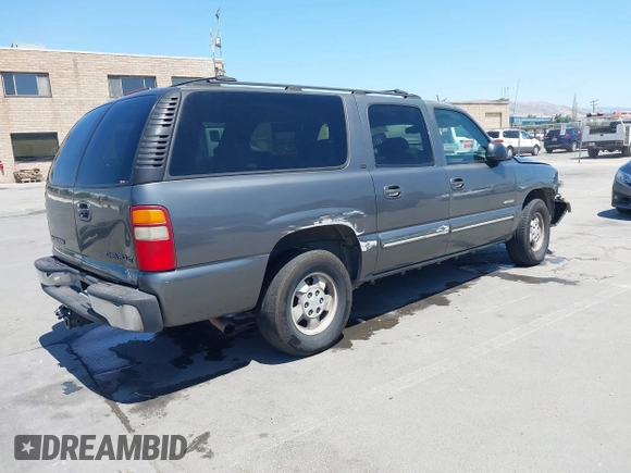 2000 Chevrolet Suburban LS with VIN 3GNFK16T3YG150971, listed as a IAAI auction lot 42333901 with 221,712 mi miles and . Bid and sale history available at DreamBid. Image 4.