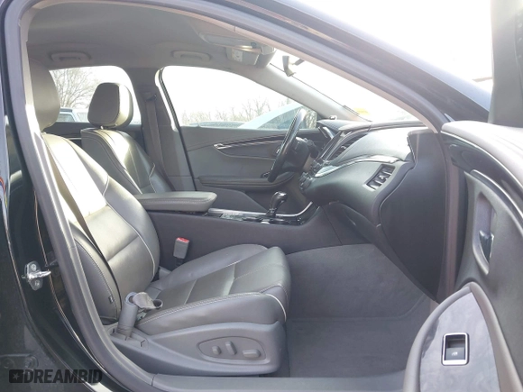 2015 Chevrolet Impala LTZ with VIN 2G1165S35F9107236, listed as a IAAI auction lot 41793533 with 207,584 mi miles. Bid and sale history available at carsss.com. Image 5.