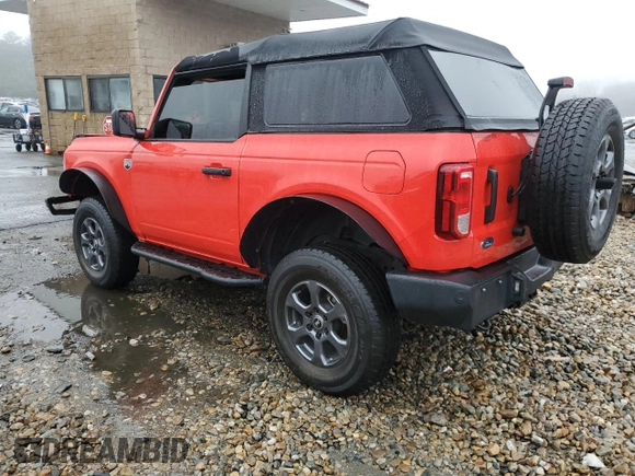 2022 Ford Bronco z VIN 1FMDE5AH9NLB12334, wystawiony jako Copart lot #83205734 z przebiegiem 12 789 mil mil oraz Szkoda całkowita • Salvage title. Historia ofert i sprzedaży dostępna na DreamBid. Obrazek 2.