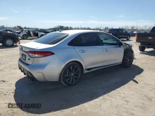 2025 Toyota Corolla SE with VIN 5YFS4MCEXSP227488, listed as a Copart auction lot 47110405 with 1,231 mi miles and Salvage Title. Bid and sale history available at carsss.com. Image 3.