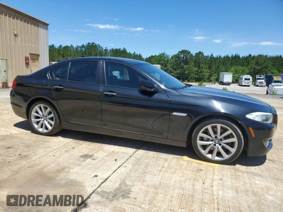2012 BMW 5 Series 535i z VIN WBAFR7C51CC808325, wystawiony jako Copart lot #57552695 z przebiegiem 167 528 mil mil oraz Szkoda całkowita • Salvage title. Historia ofert i sprzedaży dostępna na DreamBid. Obrazek 4.