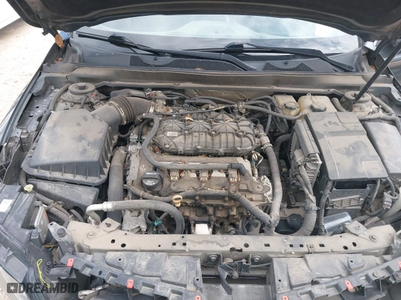 2015 Chevrolet Impala LTZ with VIN 2G1165S33F9157021, listed as a IAAI auction lot 41675310 with 193,609 mi miles. Bid and sale history available at carsss.com. Image 10.