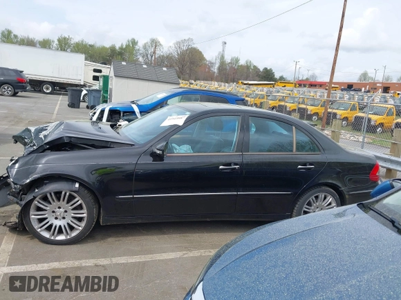 2007 Mercedes-Benz E-Class 3.5L with VIN WDBUF87X47B170652, listed as a IAAI auction lot 41919983 with 149,245 mi miles. Bid and sale history available at carsss.com. Image 15.