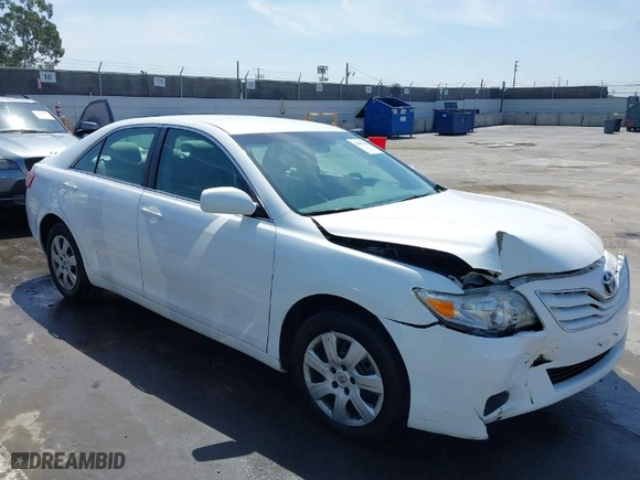 2011 Toyota Camry LE with VIN 4T4BF3EK5BR151500, listed as a IAAI auction lot 42083392 with 92,887 mi miles. Bid and sale history available at carsss.com. Image 1.