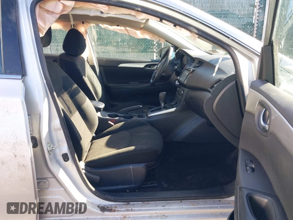 2019 Nissan Sentra SR with VIN 3N1AB7AP0KY319137, listed as a IAAI auction lot 41515087 with 84,652 mi miles. Bid and sale history available at carsss.com. Image 5.