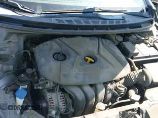 2013 Hyundai Elantra GS z VIN KMHDH6AE7DU018769, wystawiony jako IAAI lot #43321694 z przebiegiem 154 902 mil mil oraz . Historia ofert i sprzedaży dostępna na DreamBid. Obrazek 12.