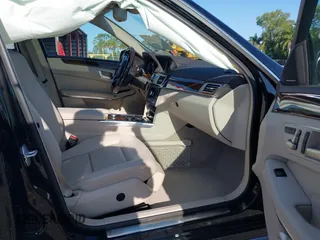 2014 Mercedes-Benz E-Class E 350 Sport with VIN WDDHF5KB4EA905054, listed as a IAAI auction lot 42062637 with 16,223 mi miles. Bid and sale history available at carsss.com. Image 5.