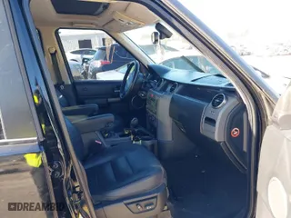 2006 Land Rover LR3 SE with VIN SALAE254X6A387617, listed as a IAAI auction lot 41244901 with 181,085 mi miles. Bid and sale history available at carsss.com. Image 5.