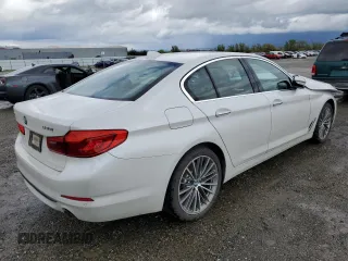 2018 BMW 5 Series 530i xDrive with VIN WBAJA7C53JWC75572, listed as a Copart auction lot 51467985 with 53,379 mi miles and Salvage Title. Bid and sale history available at carsss.com. Image 3.