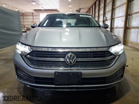 2024 Volkswagen Jetta S with VIN 3VW5M7BU2RM081318, listed as a Copart auction lot 63502205 with 27,240 mi miles and Clean title. Bid and sale history available at DreamBid. Image 5.