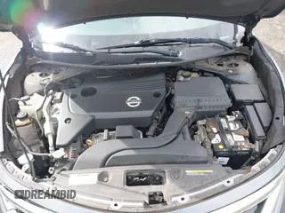 2014 Nissan Altima 2.5 with VIN 1N4AL3AP2EC167058, listed as a IAAI auction lot 41808288 with 177,053 mi miles. Bid and sale history available at carsss.com. Image 10.