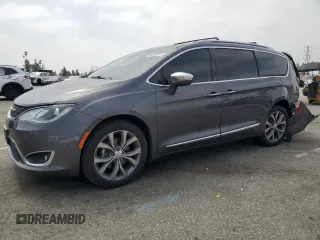 2018 Chrysler Pacifica Limited с VIN 2C4RC1GG8JR321847, выставлен на аукционе Copart как лот 55572025 с пробегом 83 963 миль миль и Списание • Salvage title. История ставок и продаж доступна на DreamBid. Изображение 1.