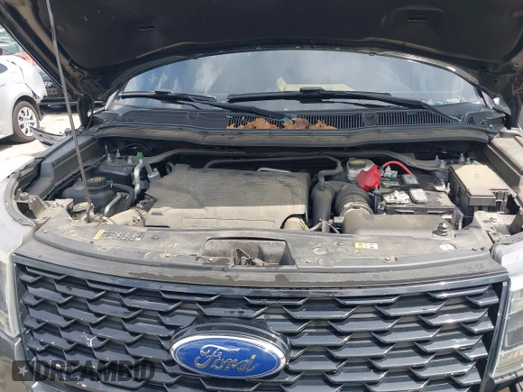 2018 Ford Explorer Sport z VIN 1FM5K8GT3JGC47533, wystawiony jako IAAI lot #42548905 z przebiegiem 163 039 mil mil oraz . Historia ofert i sprzedaży dostępna na DreamBid. Obrazek 10.