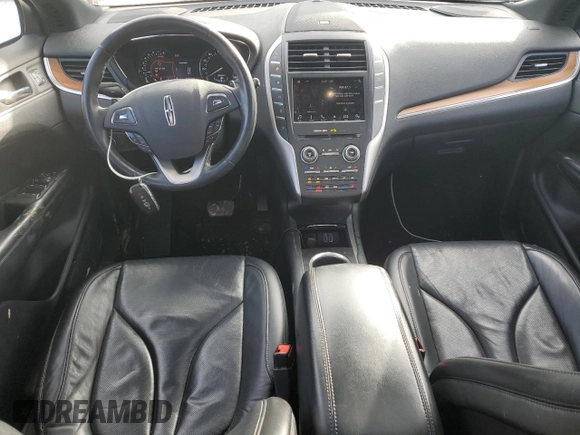 2019 Lincoln MKC Reserve with VIN 5LMCJ3C92KUL53298, listed as a Copart auction lot 44779705 with 61,451 mi miles and Clean Title. Bid and sale history available at DreamBid. Image 8.