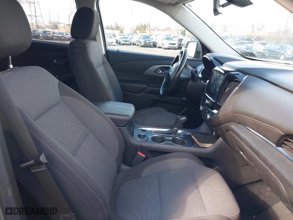 2018 Chevrolet Traverse LT Cloth with VIN 1GNEVGKW6JJ158959, listed as a IAAI auction lot 41491806 with 110,445 mi miles. Bid and sale history available at carsss.com. Image 5.