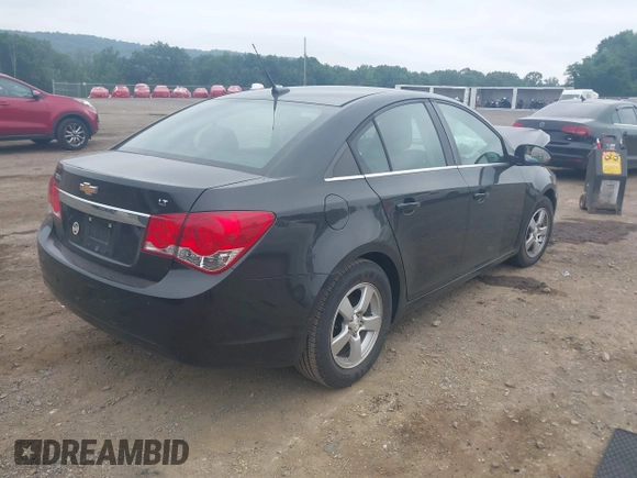 2014 Chevrolet Cruze 1LT z VIN 1G1PC5SB1E7136307, wystawiony jako IAAI lot #42544810 z przebiegiem 113 073 mil mil oraz . Historia ofert i sprzedaży dostępna na DreamBid. Obrazek 4.