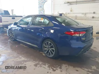 2020 Toyota Corolla SE with VIN 5YFS4RCE0LP028478, listed as a IAAI auction lot 41915973 with 31,587 mi miles. Bid and sale history available at carsss.com. Image 3.