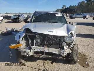 2005 Jeep Liberty Limited with VIN 1J4GK58K25W621458, listed as a Copart auction lot 41611905 with 116,592 mi miles and Salvage Title. Bid and sale history available at carsss.com. Image 5.
