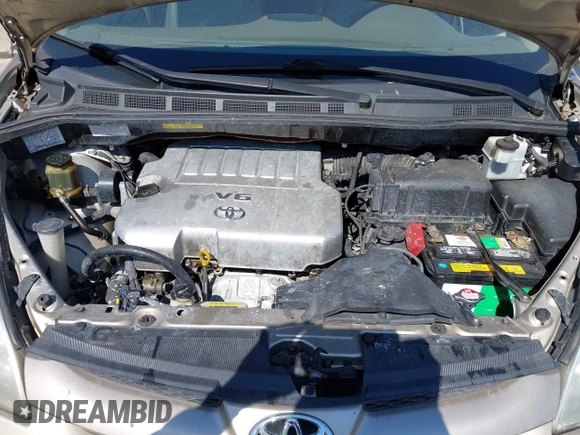 2010 Toyota Sienna XLE with VIN 5TDYK4CC5AS292110, listed as a IAAI auction lot 42055505 with 107,390 mi miles. Bid and sale history available at carsss.com. Image 10.