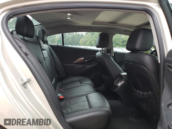2016 Buick LaCrosse Premium II with VIN 1G4GF5G39GF202963, listed as a Copart auction lot 72733324 with 104,949 mi miles and Clean Title. Bid and sale history available at carsss.com. Image 10.