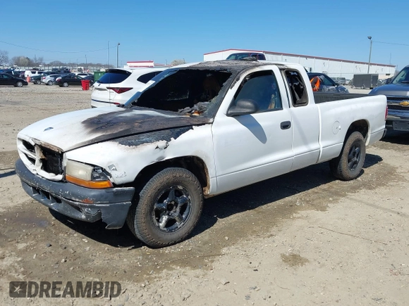 2000 Dodge Dakota Sport with VIN 1B7GL22N8YS563128, listed as a IAAI auction lot 41707337 with 1 mi miles. Bid and sale history available at carsss.com. Image 2.
