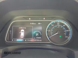 2018 Nissan LEAF SV z VIN 1N4AZ1CP9JC311490, wystawiony jako IAAI lot #42152814 z przebiegiem 43 705 mil mil oraz . Historia ofert i sprzedaży dostępna na DreamBid. Obrazek 7.