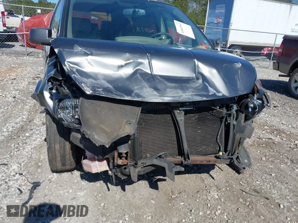 2004 Nissan Quest S z VIN 5N1BV28U44N341886, wystawiony jako IAAI lot #41661547 z przebiegiem 209 530 mil mil oraz . Historia ofert i sprzedaży dostępna na DreamBid. Obrazek 14.