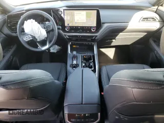 2024 Lexus TX 350 z VIN 5TDAAAA65RS008714, wystawiony jako Copart lot #87905515 z przebiegiem 5384 mil mil oraz Nie do naprawy. Historia ofert i sprzedaży dostępna na DreamBid. Obrazek 8.