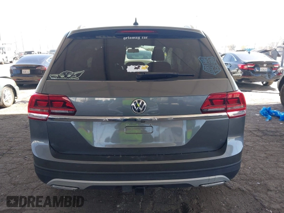 2019 Volkswagen Atlas SE with VIN 1V2DR2CA2KC547116, listed as a IAAI auction lot 41840372 with 102,625 mi miles and . Bid and sale history available at DreamBid. Image 15.