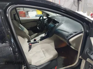 2015 Ford Focus SE with VIN 1FADP3F26FL370311, listed as a IAAI auction lot 41514842 with 126,444 mi miles and . Bid and sale history available at DreamBid. Image 5.