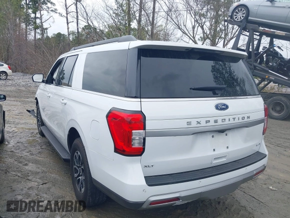 2024 Ford Expedition Max XLT with VIN 1FMJK1J83REA30890, listed as a IAAI auction lot 41866910 with 37,153 mi miles and . Bid and sale history available at DreamBid. Image 14.
