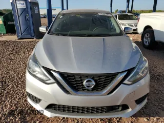 2018 Nissan Sentra SV z VIN 3N1AB7AP1JY264423, wystawiony jako Copart lot #60331565 z przebiegiem 128 315 mil mil oraz Szkoda całkowita • Salvage title. Historia ofert i sprzedaży dostępna na DreamBid. Obrazek 5.