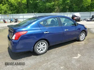 2018 Nissan Versa SV z VIN 3N1CN7AP8JL811197, wystawiony jako Copart lot #55930455 z przebiegiem 51 433 mil mil oraz Nie do naprawy. Historia ofert i sprzedaży dostępna na DreamBid. Obrazek 3.