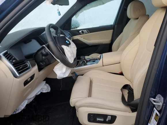 2021 BMW X5 xDrive45e with VIN 5UXTA6C03M9H87389, listed as a Copart auction lot 37404643 with 0 mi miles. Bid and sale history available at carsss.com. Image 7.