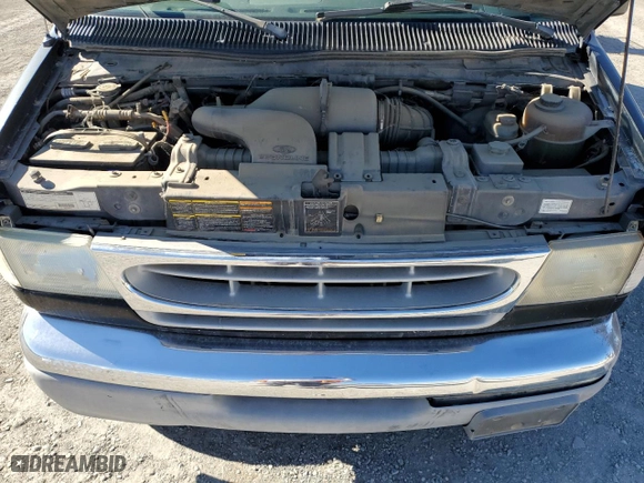 1999 Ford Club Wagon XL with VIN 1FBSS31S5XHB55809, listed as a Copart auction lot 75565754 with NaN miles and Clean Title. Bid and sale history available at carsss.com. Image 12.