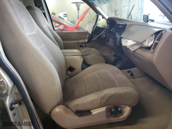 2001 Ford Explorer XLT with VIN 1FMZU73E51ZA22161, listed as a Copart auction lot 44793195 with 255,427 mi miles and Salvage Title. Bid and sale history available at carsss.com. Image 7.