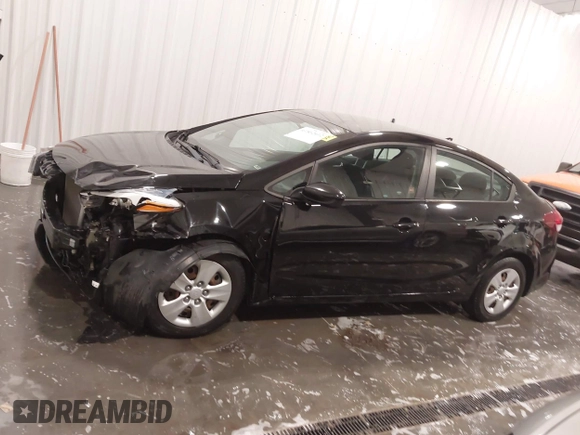 2018 Kia Forte LX with VIN 3KPFK4A78JE175080, listed as a IAAI auction lot 41862412 with 68,346 mi miles. Bid and sale history available at carsss.com. Image 14.