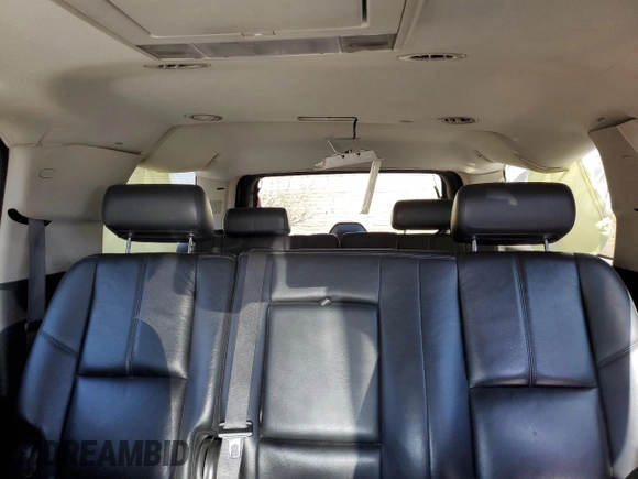 2007 Chevrolet Suburban LTZ with VIN 1GNFK163X7R422799, listed as a Copart auction lot 49281675 with 230,916 mi miles and Clean Title. Bid and sale history available at carsss.com. Image 10.
