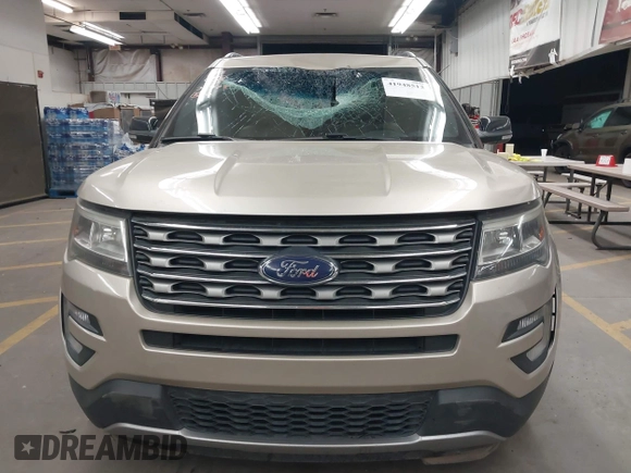 2017 Ford Explorer XLT with VIN 1FM5K7D86HGA61358, listed as a IAAI auction lot 41948512 with 167,914 mi miles and . Bid and sale history available at carsss.com. Image 12.