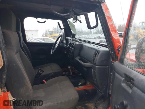 2006 Jeep Wrangler SE with VIN 1J4FA29S46P738370, listed as a IAAI auction lot 41825273 with 163,267 mi miles. Bid and sale history available at carsss.com. Image 5.
