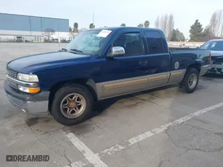 2001 Chevrolet Silverado 1500 LS with VIN 2GCEC19V811360625, listed as a IAAI auction lot 41733223 with 275,968 mi miles. Bid and sale history available at carsss.com. Image 21.
