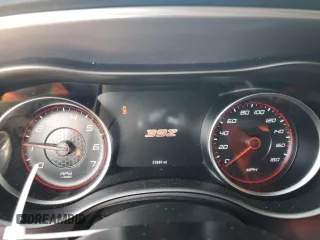 2020 Dodge Charger Scat Pack Widebody z VIN 2C3CDXGJ8LH242306, wystawiony jako Copart lot #65135224 z przebiegiem 31 849 mil mil oraz Czysty tytuł • Clean title. Historia ofert i sprzedaży dostępna na DreamBid. Obrazek 9.