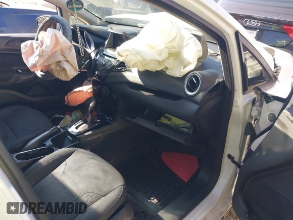 2019 Ford Fiesta SE with VIN 3FADP4EJ9KM123940, listed as a IAAI auction lot 40980644 with 102,240 mi miles. Bid and sale history available at carsss.com. Image 5.