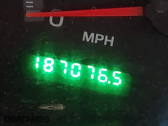 2001 Ford F-150 XLT with VIN 1FTRW07W61KF51667, listed as a IAAI auction lot 41846904 with 187,076 mi miles and . Bid and sale history available at DreamBid. Image 16.