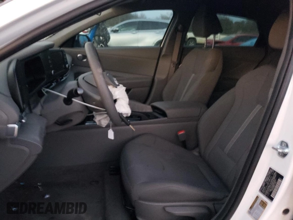 2024 Hyundai Elantra SE with VIN KMHLL4DG6RU843446, listed as a Copart auction lot 44103865 with 9,672 mi miles and Clean Title. Bid and sale history available at DreamBid. Image 7.