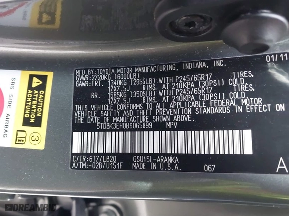 2011 Toyota Highlander with VIN 5TDBK3EH0BS065899, listed as a IAAI auction lot 41281584 with 177,497 mi miles. Bid and sale history available at carsss.com. Image 9.