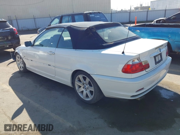 2003 BMW 3 Series 325Ci with VIN WBABS33433PG90017, listed as a IAAI auction lot 41360270 with Not provided miles and . Bid and sale history available at DreamBid. Image 3.