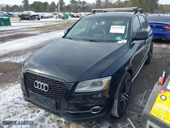 2014 Audi Q5 Premium Plus with VIN WA1LFAFP7EA021221, listed as a IAAI auction lot 41373296 with 135,515 mi miles. Bid and sale history available at carsss.com. Image 6.