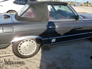 1987 Mercedes-Benz 560 with VIN WDBBA48D9HA060044, listed as a Copart auction lot 76965694 with 76,957 mi miles and Non Repairable. Bid and sale history available at carsss.com. Image 12.